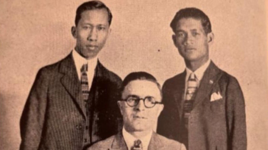 Men posing for photo in 1925.